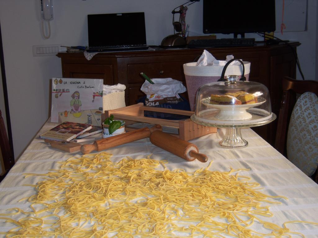 B&B Corte Barbieri Dolcè Dış mekan fotoğraf