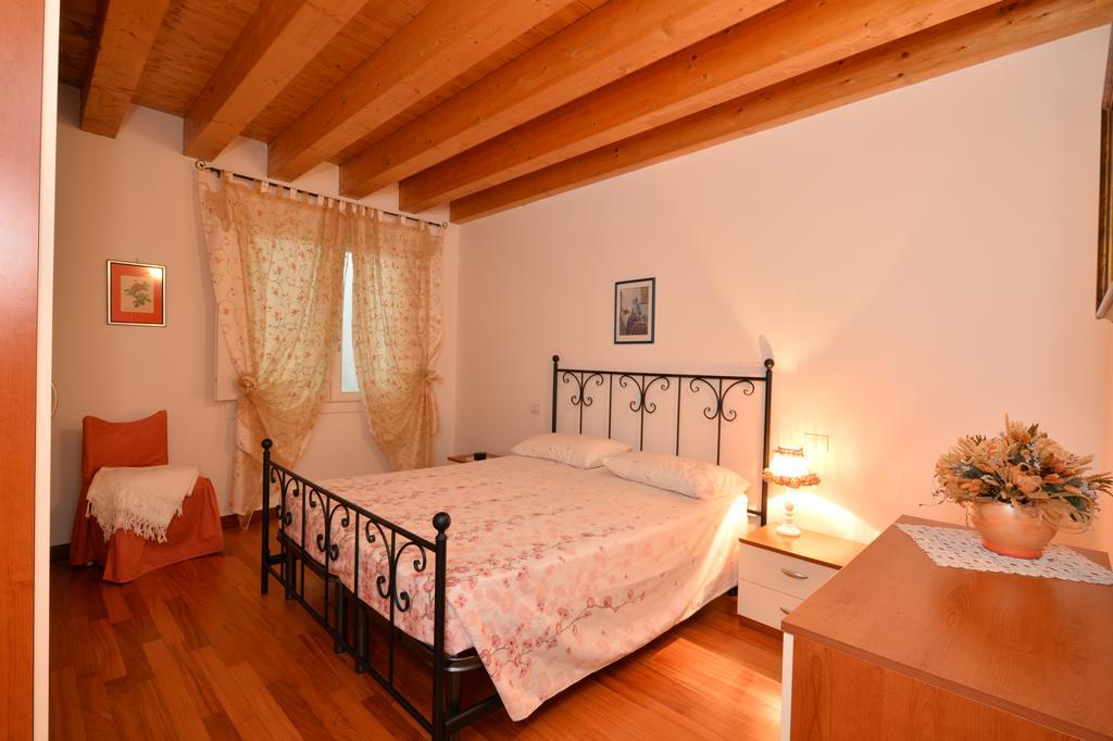 B&B Corte Barbieri Dolcè Dış mekan fotoğraf