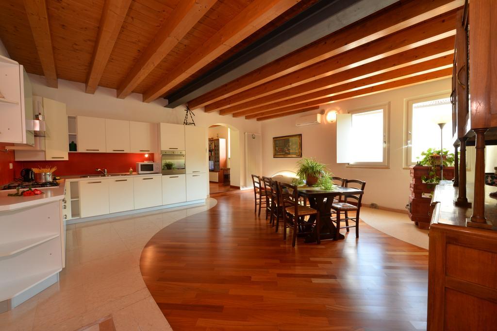 B&B Corte Barbieri Dolcè Dış mekan fotoğraf