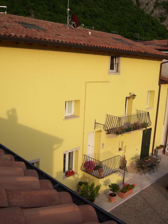 B&B Corte Barbieri Dolcè Dış mekan fotoğraf